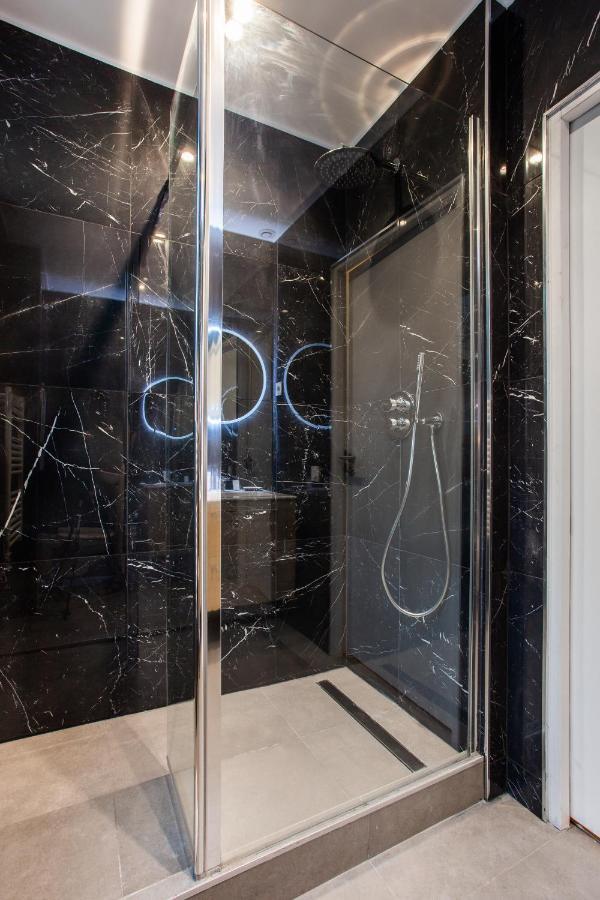 Charming Apartment - 3Br-6P - Champs Elysees Παρίσι Εξωτερικό φωτογραφία